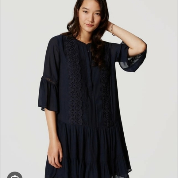 Loft Dress Ruffles and Lace Relaxed Fit Navy Size 6 - Picture 3 of 17